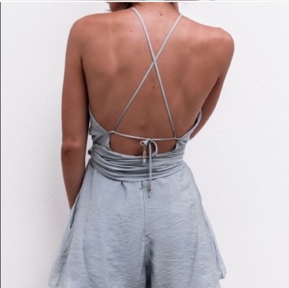 Hello Molly AU 6 RED Romper Halter Playsuit - Picture 3 of 12